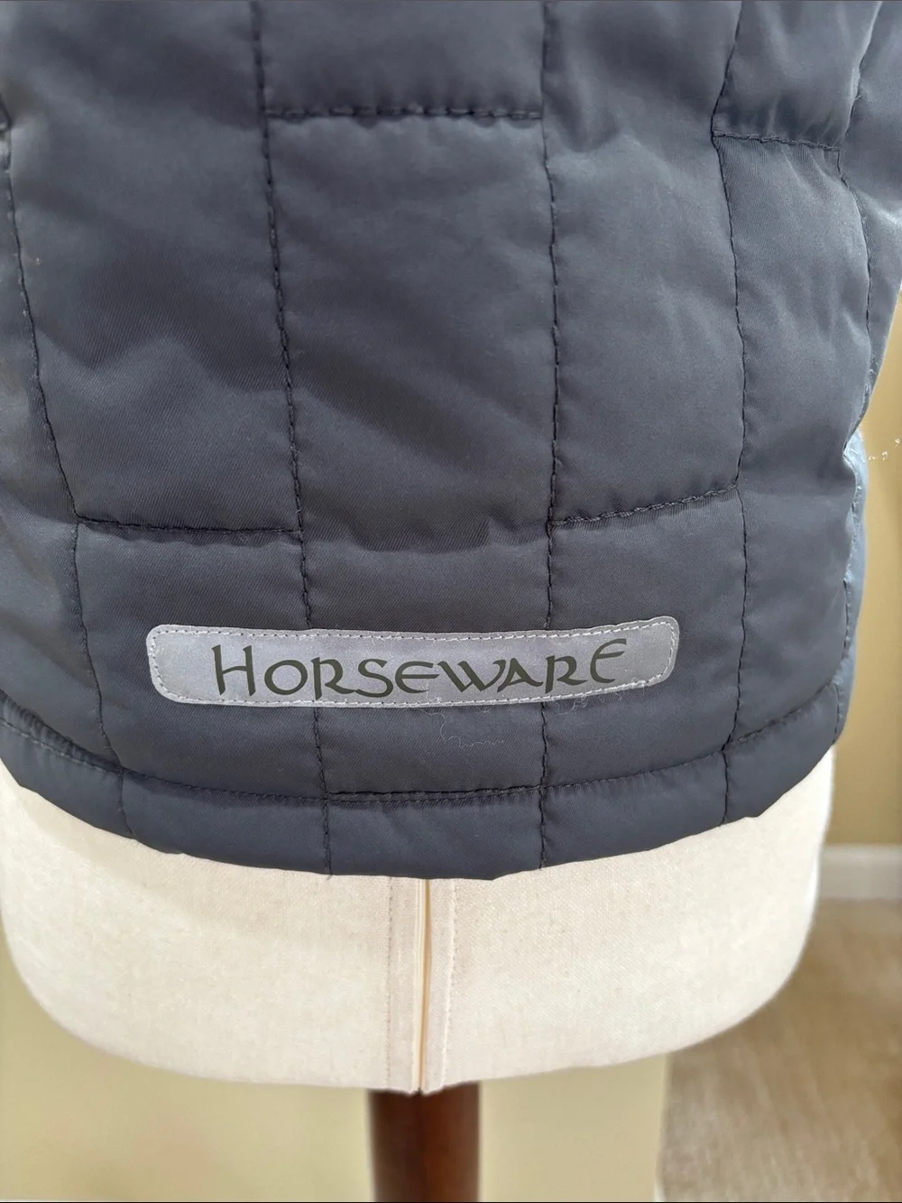 Horseware Ireland Grey rQuilted Puffer Equestrian Vest Girls Size 9/10